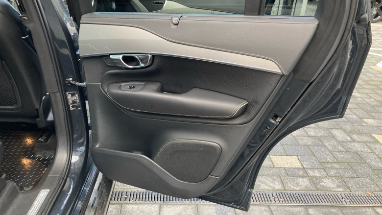 Volvo Xc90 2.0 B5P [250] R DESIGN Pro 5dr AWD Gtron Petrol Estate